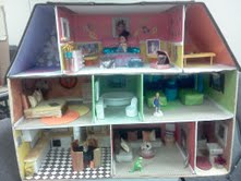 Dollhouse Play Therapy Activity