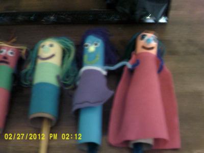 Play Therapy Puppets Activity and Example Item Number 3