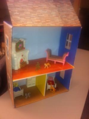 Example: Doll House Play Therapy Technique / Doll House Play Therapy Activity